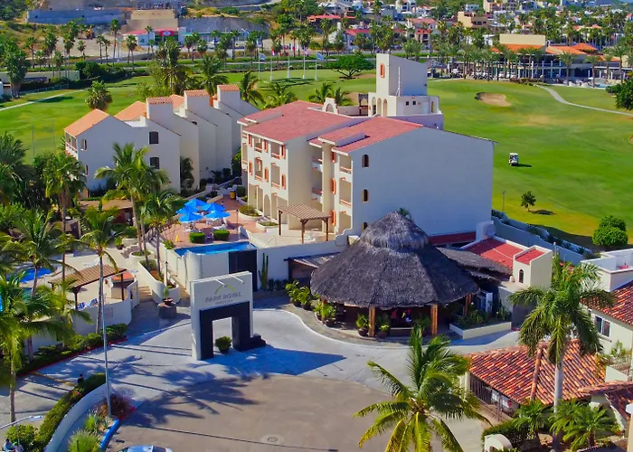 Hotel Park Royal Cabos 4*